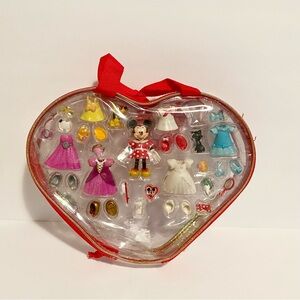 Disney Parks Minnie Mouse Fashion Case Set Heart Dress Up Polly Pocket Style Toy